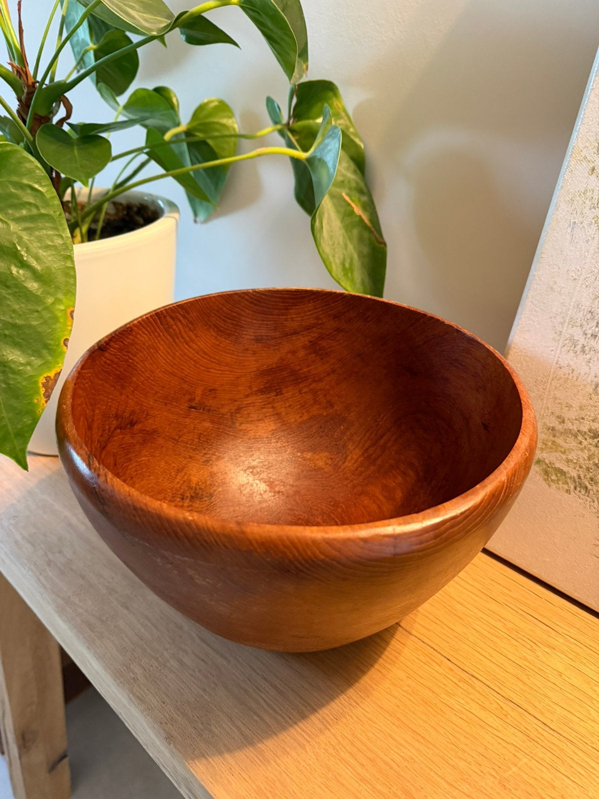 Vintage mid-century houten schaal massief teak diameter 24cm, Gebruikt, Schaal, Rond, Ophalen of Verzenden