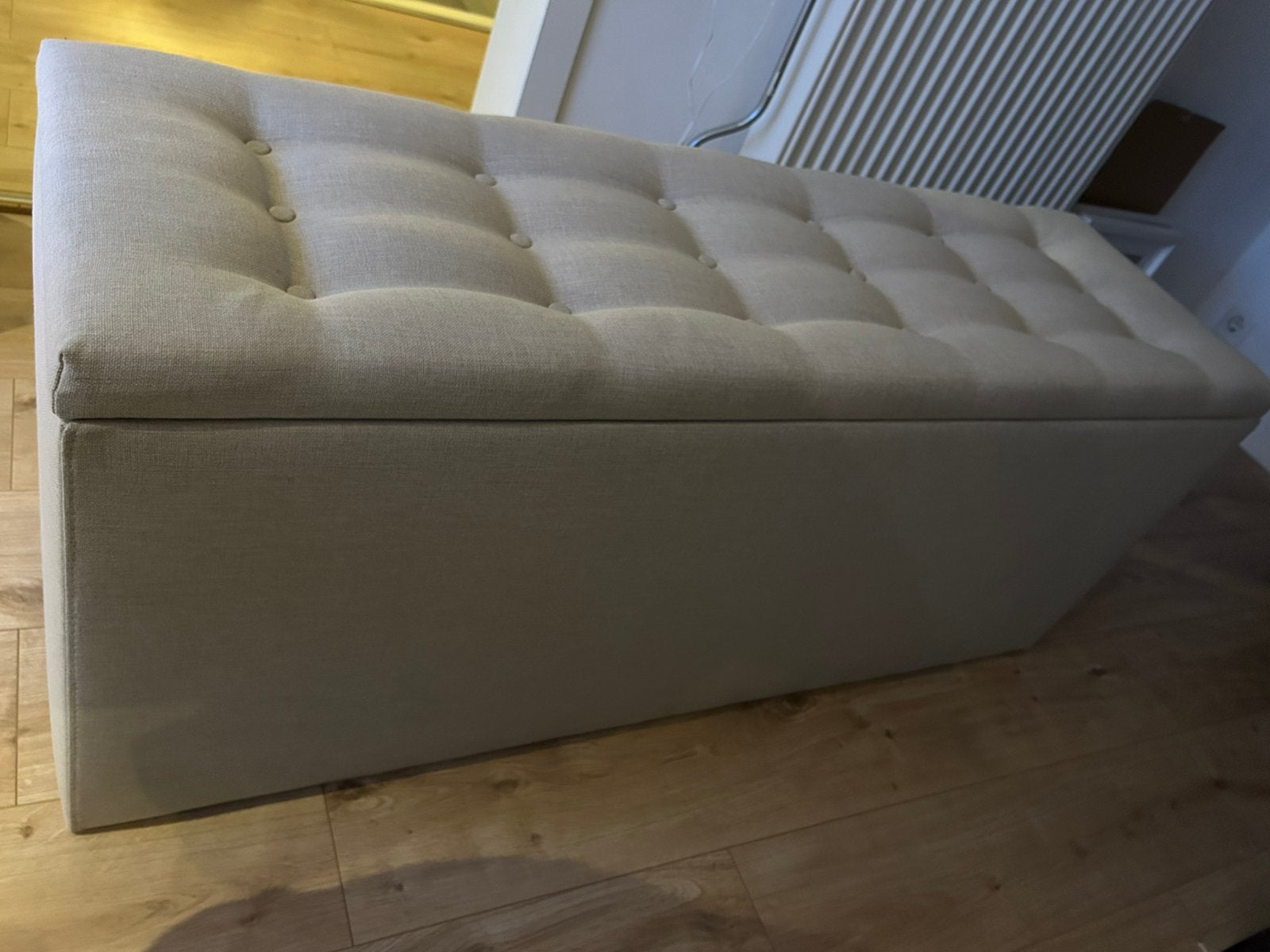 Dekenkist beige stof, Ophalen, Zo goed als nieuw, Eenpersoons, Beige