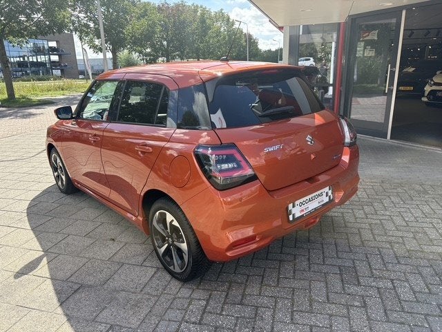 Suzuki Swift 1.2 Style Smart Hybrid | Navi | Camera | Cruise, Auto's, Suzuki, Stof, Gebruikt, Zwart, Overige kleuren