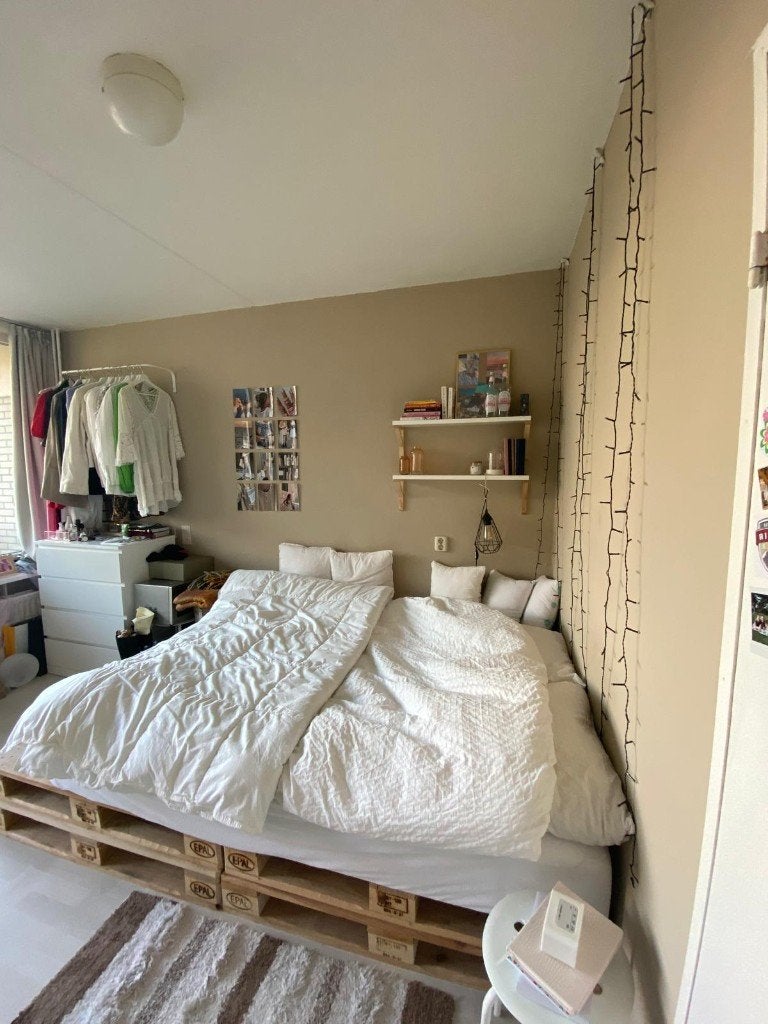 8 EPAL pallets,  geschikt voor bed of meubels, Ophalen, Overige kleuren, Tweepersoons, Stoer, praktisch, studentenkamer