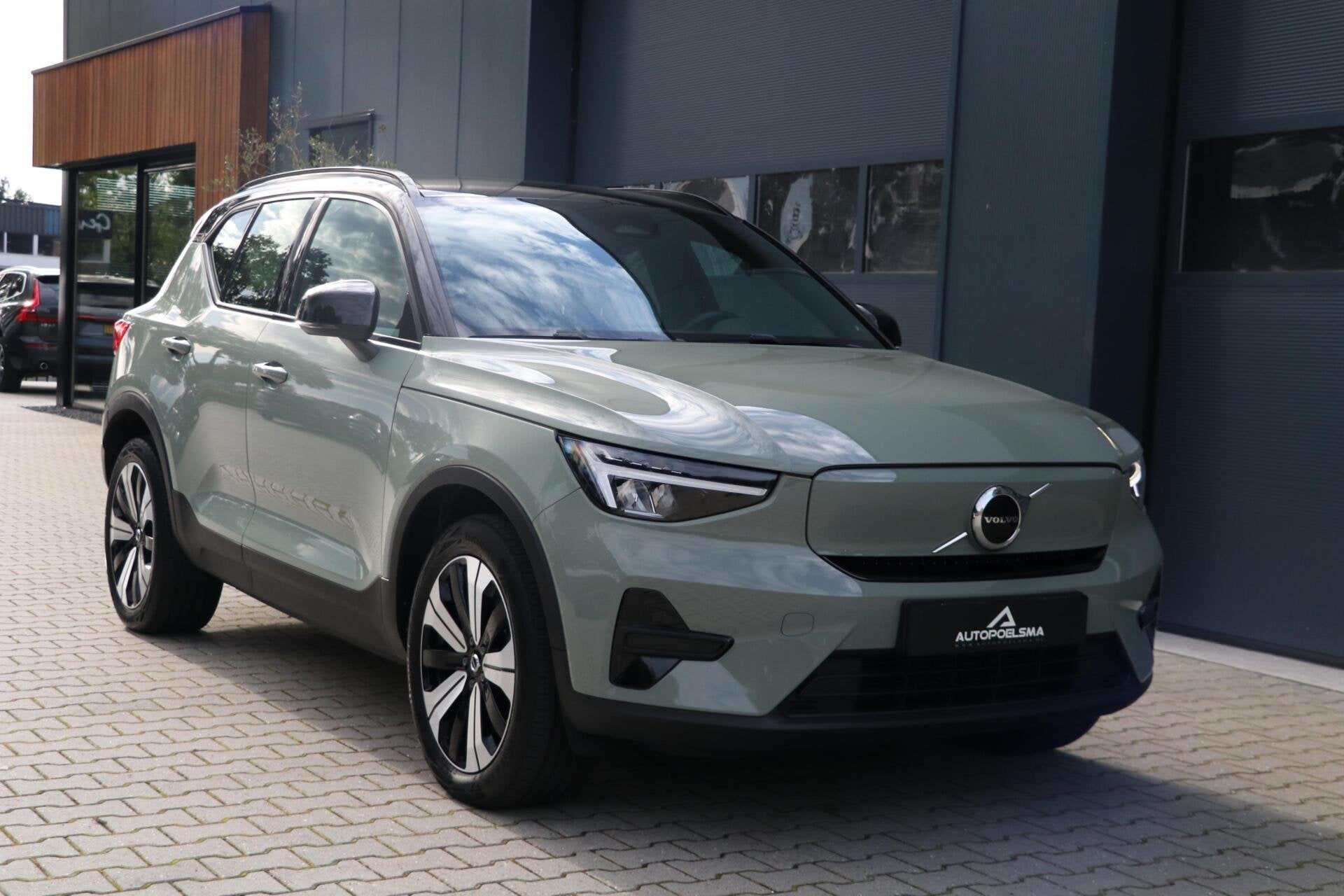 Foto 11 van Volvo XC40 Recharge Pro 70kWh AdaptiveCruise Camera Stoel/st