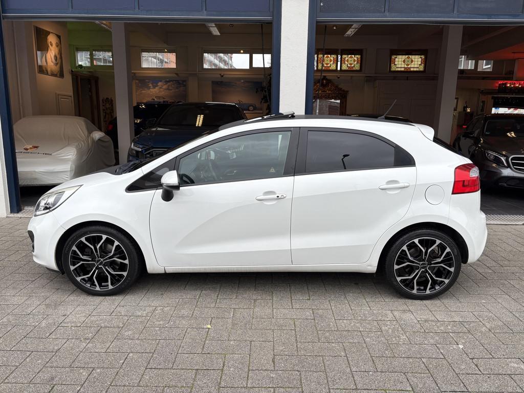 Kia Rio 1.4 CVVT Super Pack 1E EIGENAAR/NL AUTO/FULL OPTIONS, Auto's, Euro 5, 450 kg, Gebruikt, 4 cilinders