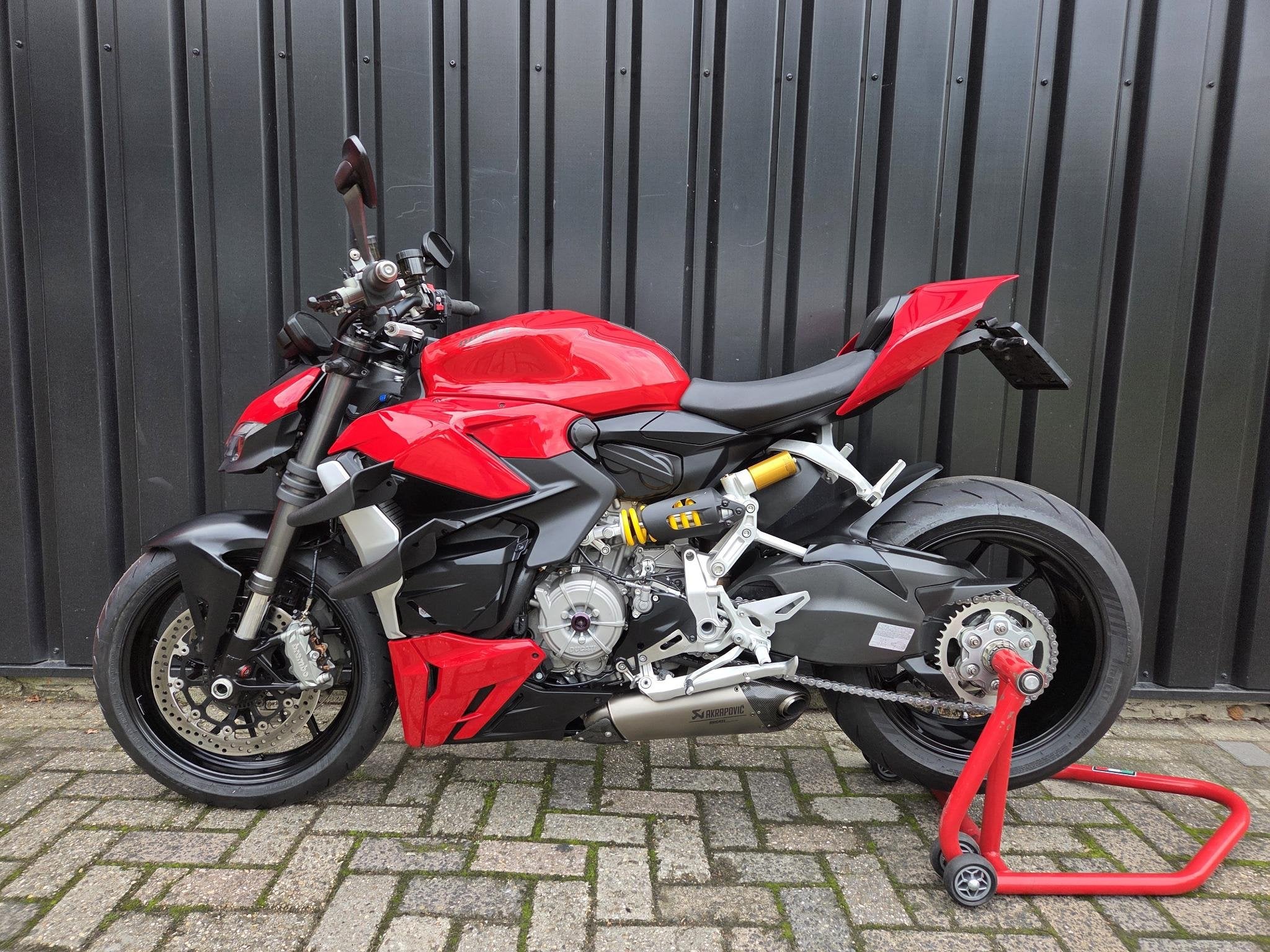 Ducati Streetfighter V2, Motoren, Info@ducati.com, Ducati North Europe B.V., Maanweg 174
2516 AB  Den Haag, NL, ABS