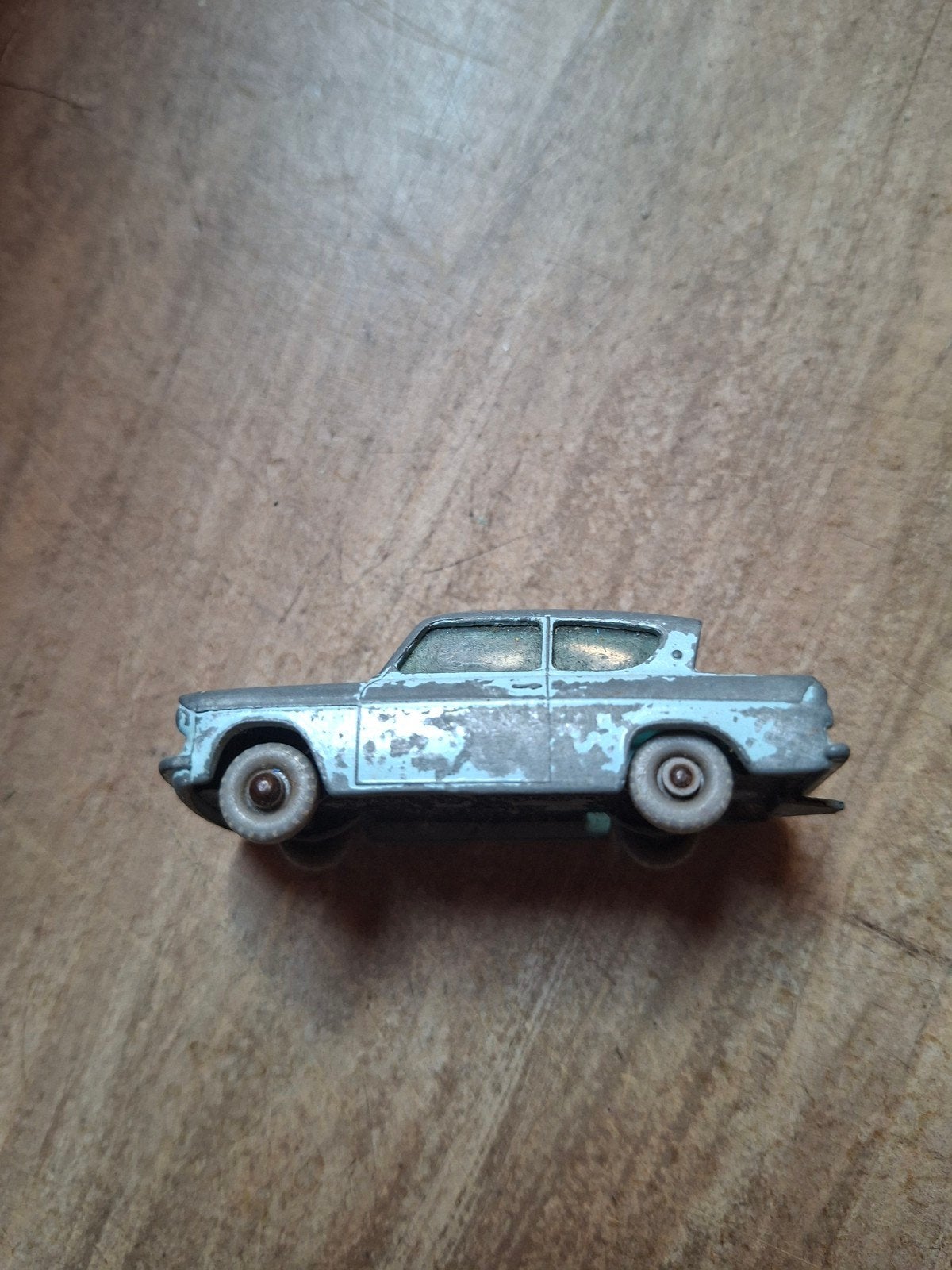 Vintage Lesney Matchbox Ford Anglia (Made in England), Ophalen of Verzenden, Gebruikt