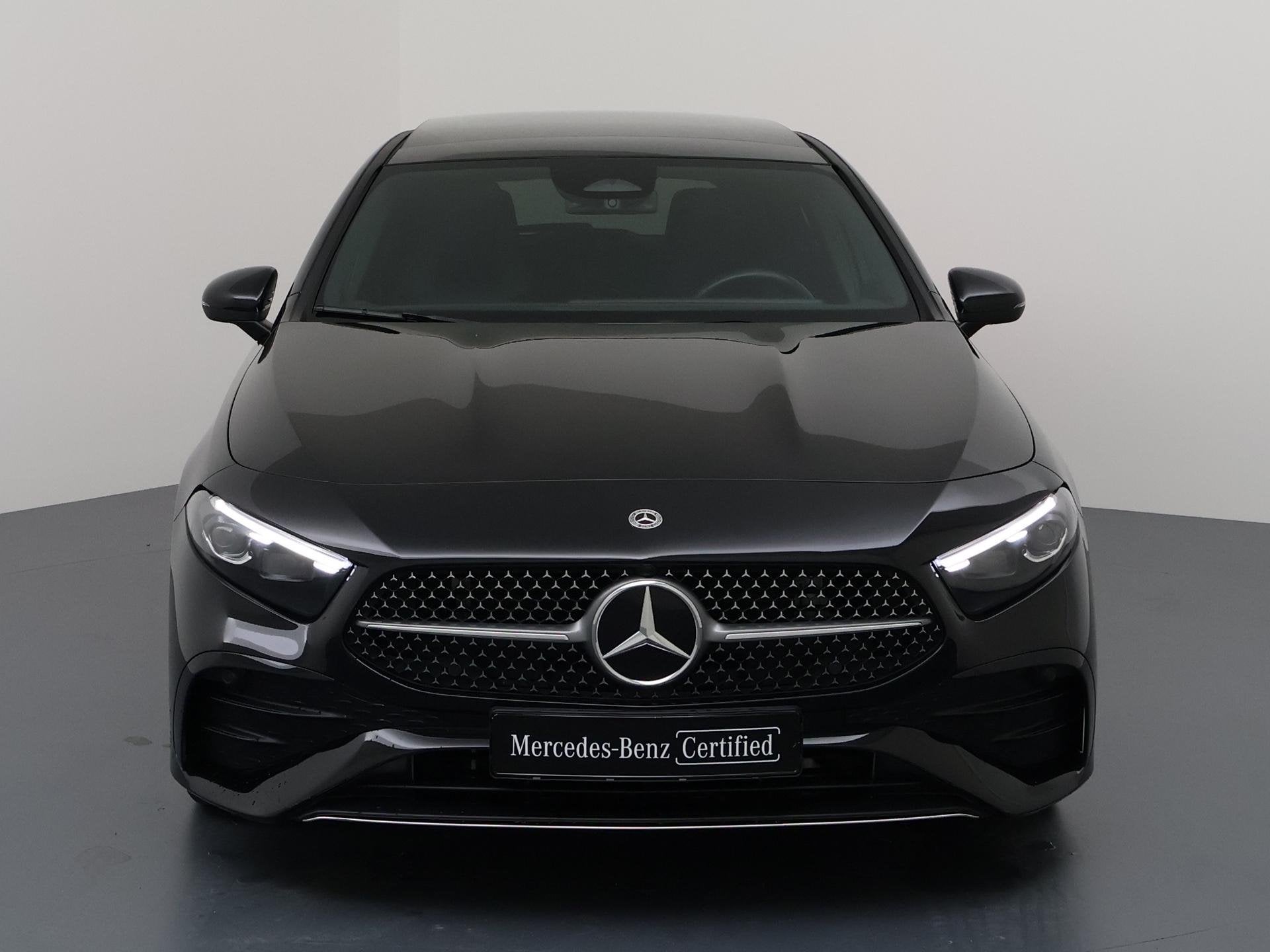 Mercedes-Benz A-klasse 180 Business Solution AMG | Night pak, Dealer onderhouden, Gebruikt, 4 cilinders, Zwart
