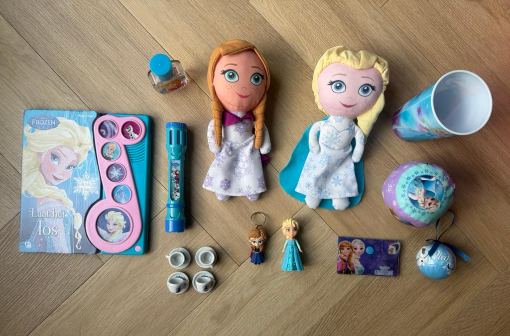 Frozen, Disney, Anna en Elsa, pakket (ook los verkrijgbaar), Ophalen of Verzenden, Zo goed als nieuw