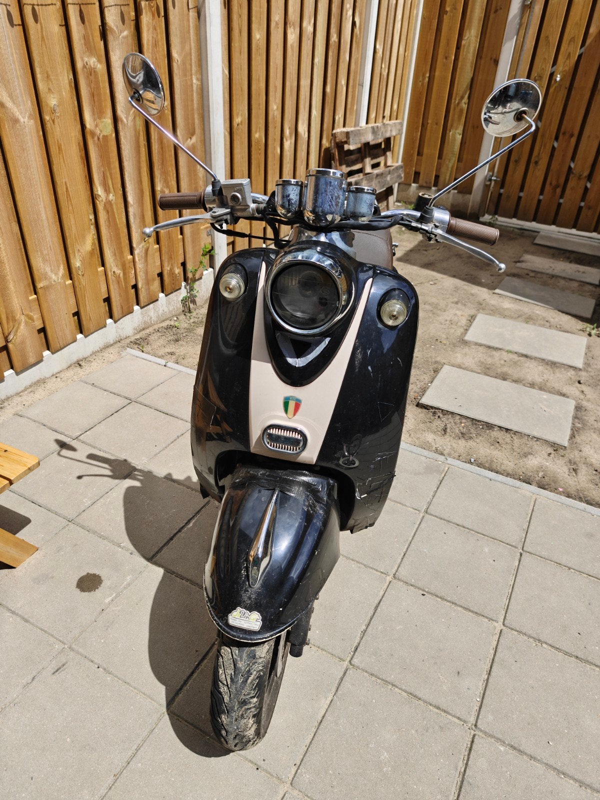 Grande Retro Scooter - Goede staat, rijdt 30-35 km/u, Fietsen en Brommers, Snorfietsen en Snorscooters, Gebruikt, Overige merken