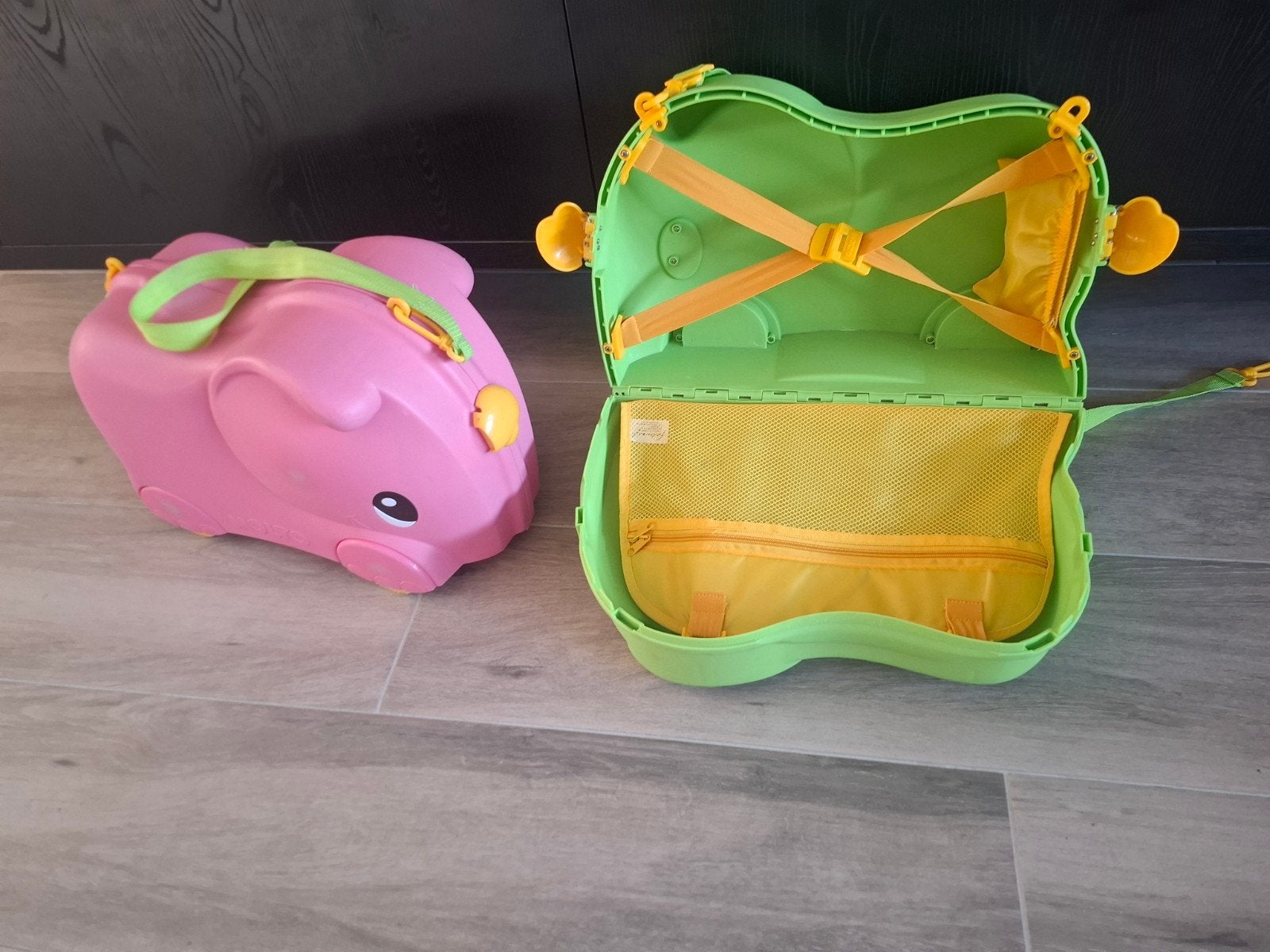 2 rijdbare kinder koffers., Ophalen, Gebruikt, Jongen of Meisje