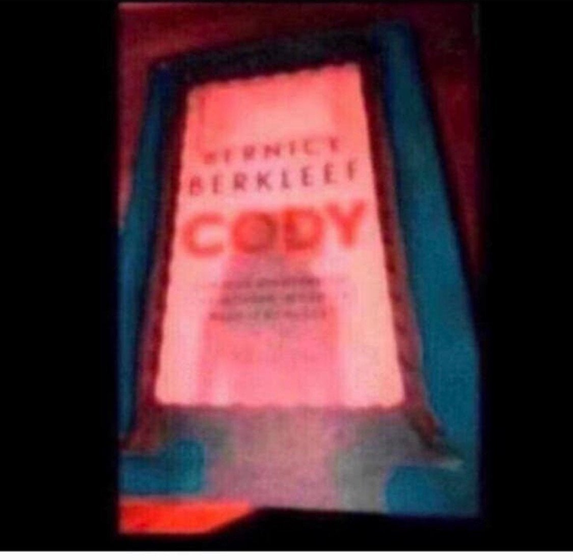 Cody, Ophalen, Gelezen