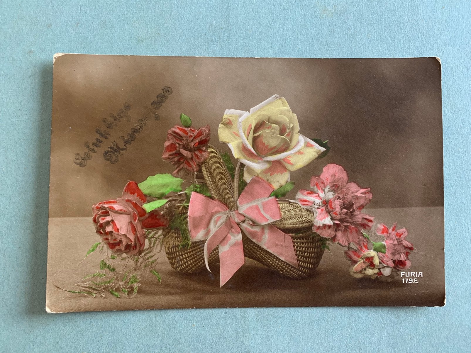 GERESERVEERD Gelukkig Nieuwjaar - mandje rozen, Ophalen of Verzenden, 1920 tot 1940, Gelopen, Feest(dag)