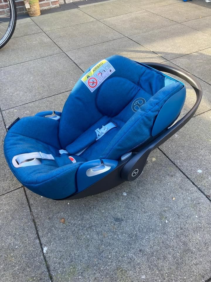 Cybex Cloud Z i-Size + base, Zo goed als nieuw, Isofix, 0 t/m 13 kg, Ophalen
