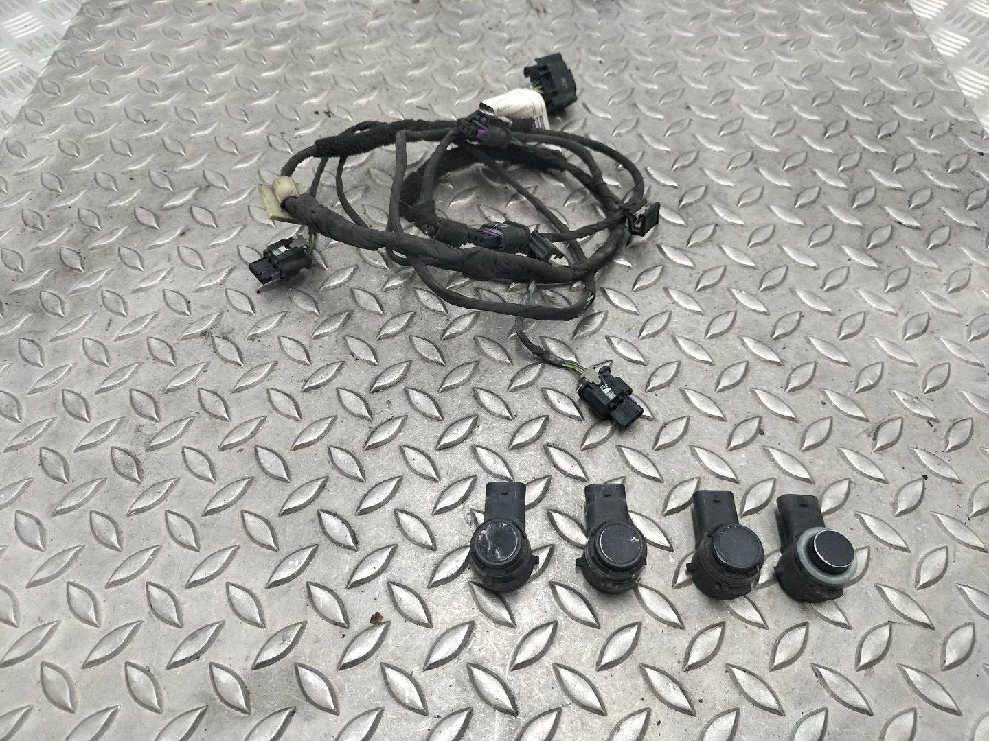 BMW X5 F15 XDRIVE SENSOR PARKEREN (PDC) 2014, Auto-onderdelen, Ophalen of Verzenden, Gebruikt, Stiba lid