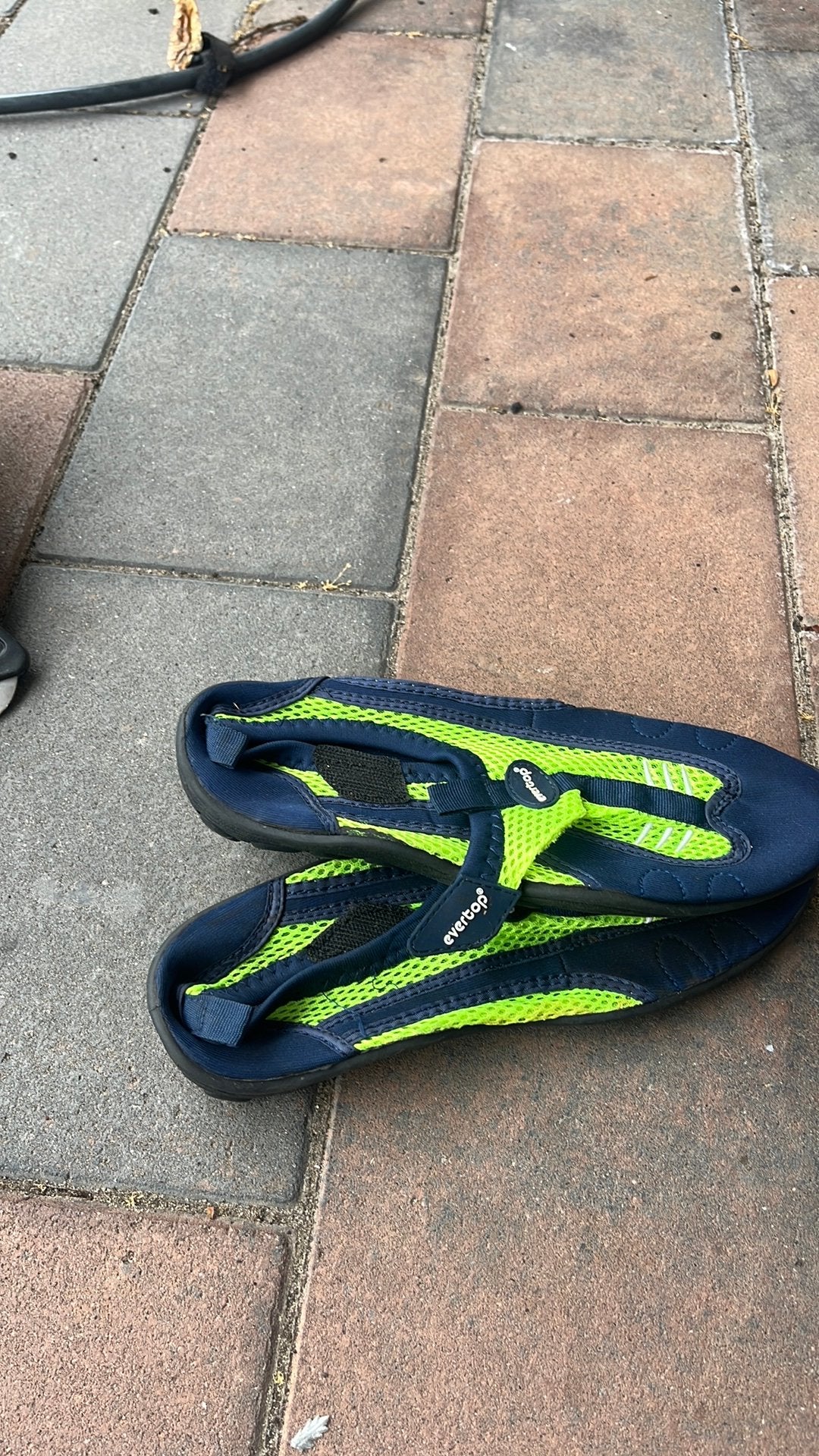 Waterschoenen, Ophalen of Verzenden, Zo goed als nieuw