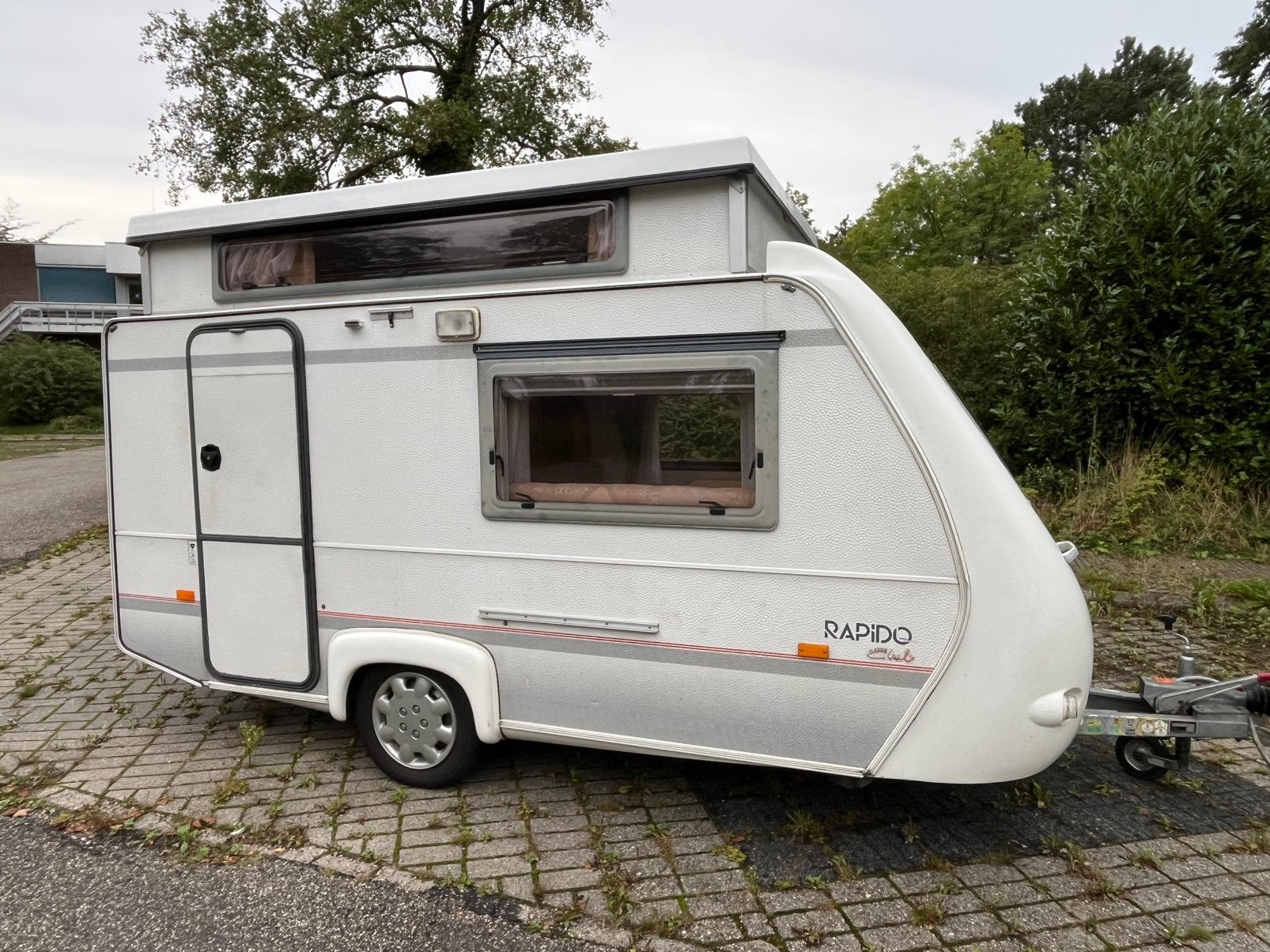 Rapido Club 31 TDL | hefdak caravan NWE banden, Tot en met 2, Rapido, Particulier, Luifel
