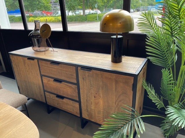 dressoir massief mango metaal 180 cm.3 lades*SUMMER SALE *, Overige houtsoorten, Nieuw, 3 of 4 laden, Dressoir industriële massief mango metaal 180 cm voorraad