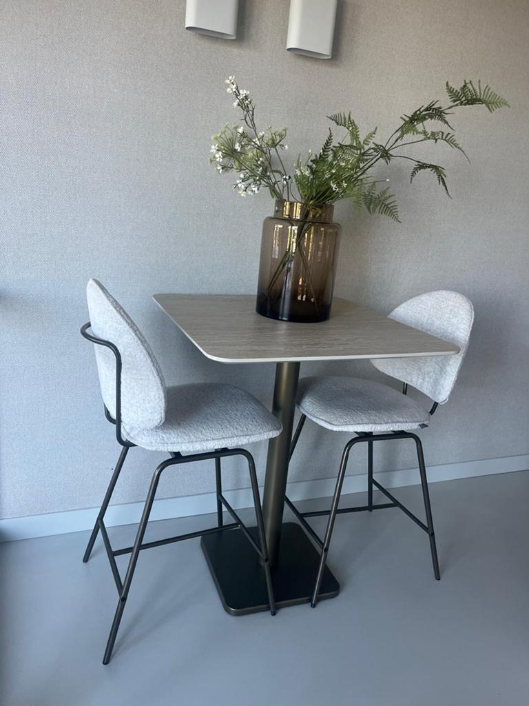 Nieuwe bartafel Xooon, Huis en Inrichting, Tafels | Eettafels, Kunststof, 100 tot 150 cm, Vierkant, Nieuw