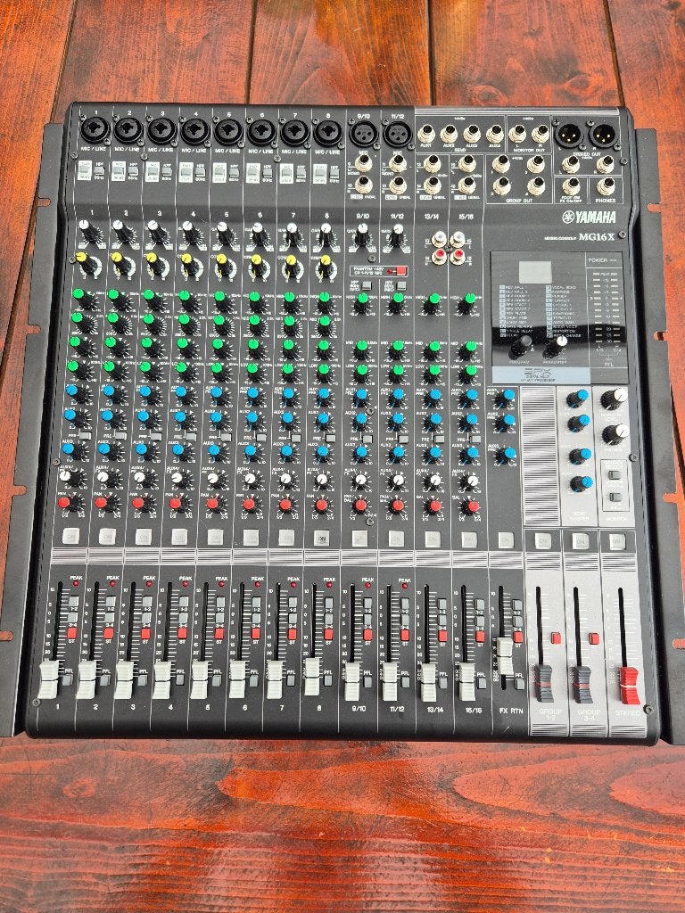 Yamaha MG16X mengpaneel (nieuwstaat), Muziek en Instrumenten, Mengpanelen, Ophalen of Verzenden, Nieuw, 10 tot 20 kanalen, Microfooningang