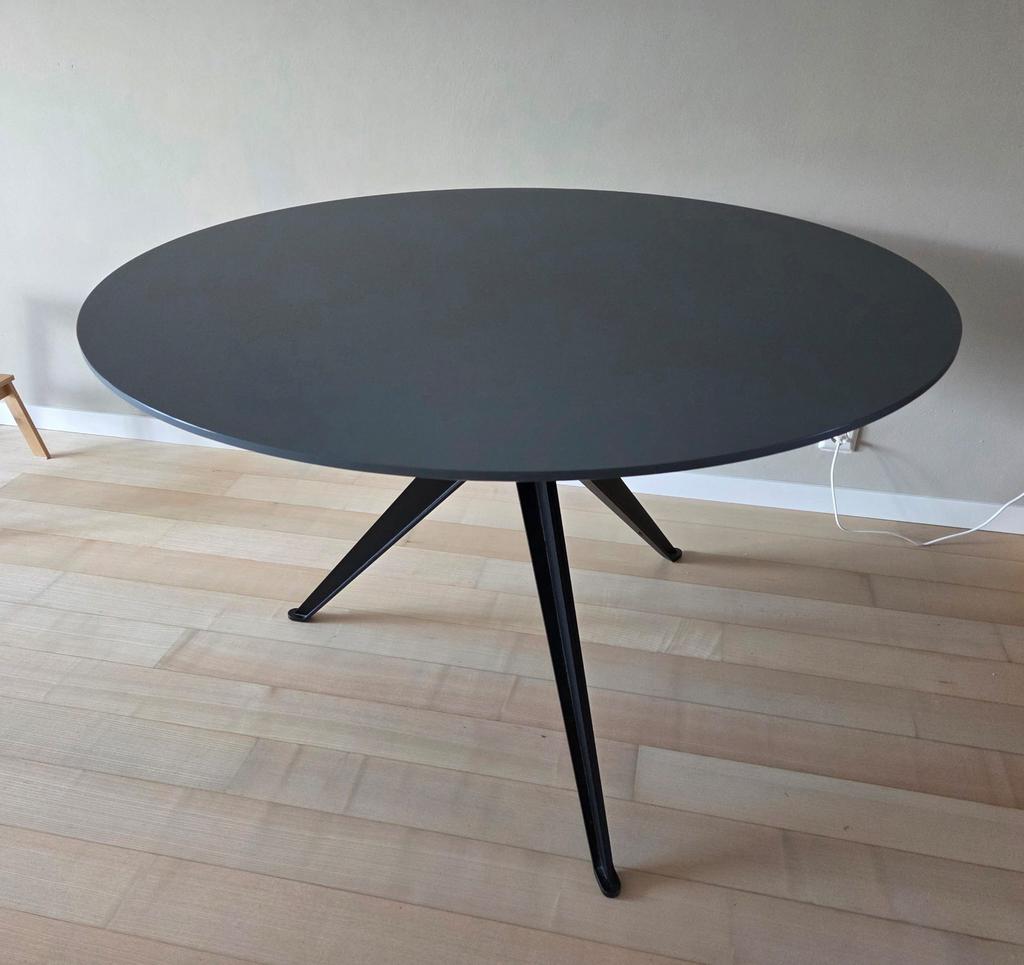 Fenix ronde eettafel (120cm), Huis en Inrichting, Tafels | Eettafels, Zo goed als nieuw, 100 tot 150 cm, Vier personen, Rond, Ophalen