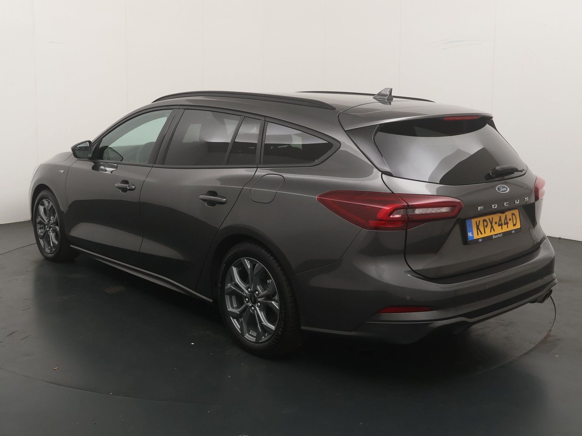 Ford FOCUS Wagon EcoBoost Hybrid 155pk ST Line X | AUTOMAAT, Dealer onderhouden, Stof, Gebruikt, 1404 kg