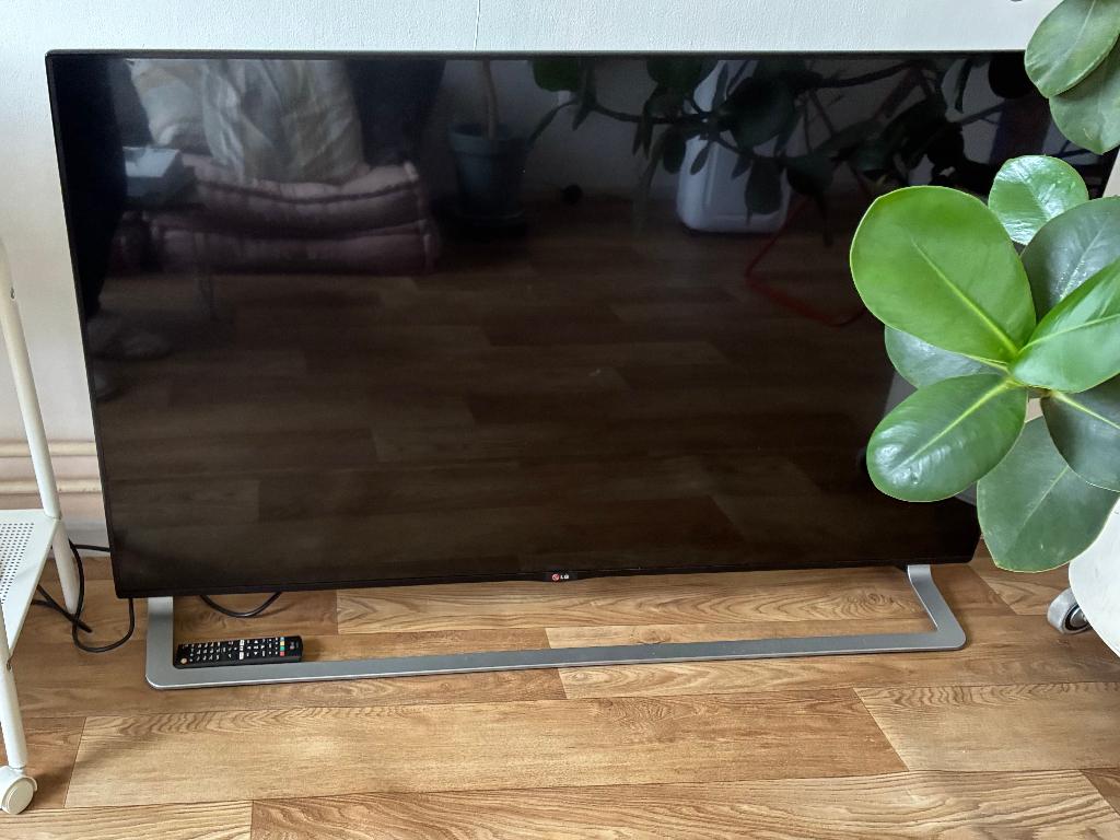 55 inch LG televisie, Ophalen, LED, Zo goed als nieuw, 100 Hz
