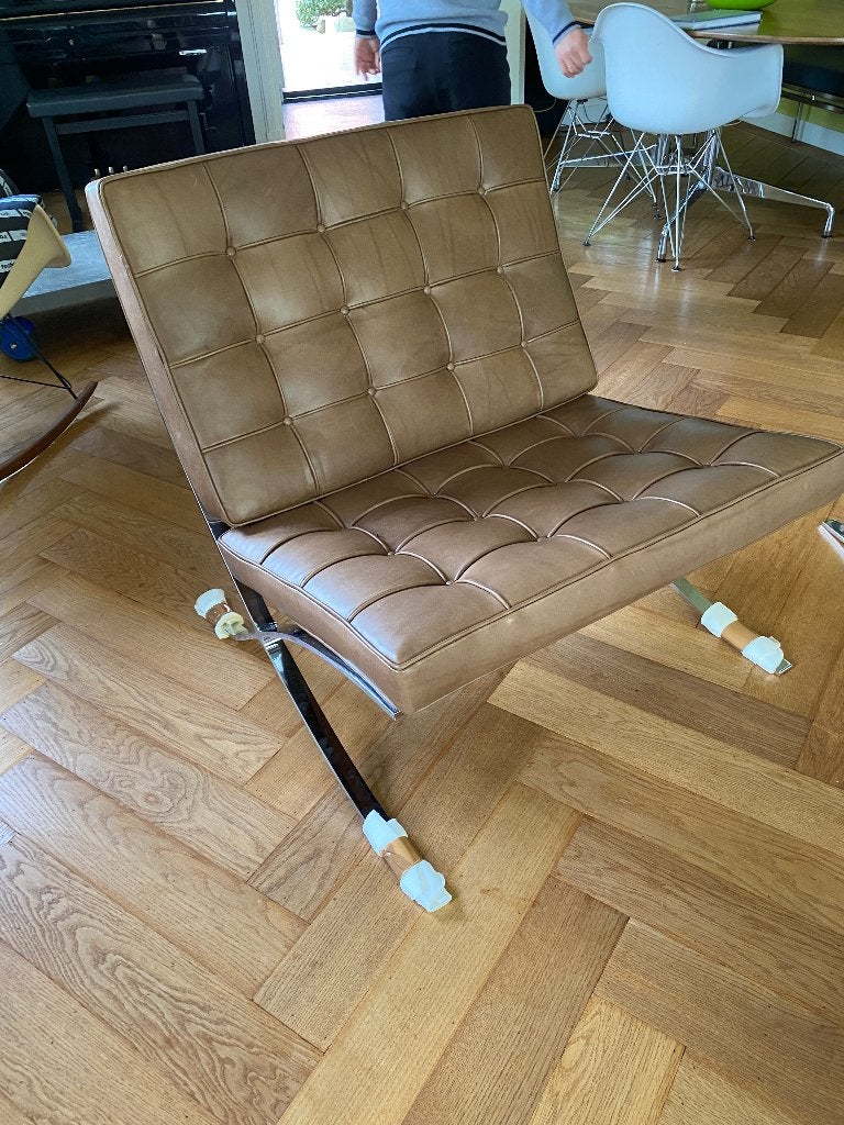 Barcelona stoelen. Mies van der Rohe. Lounge Chairs