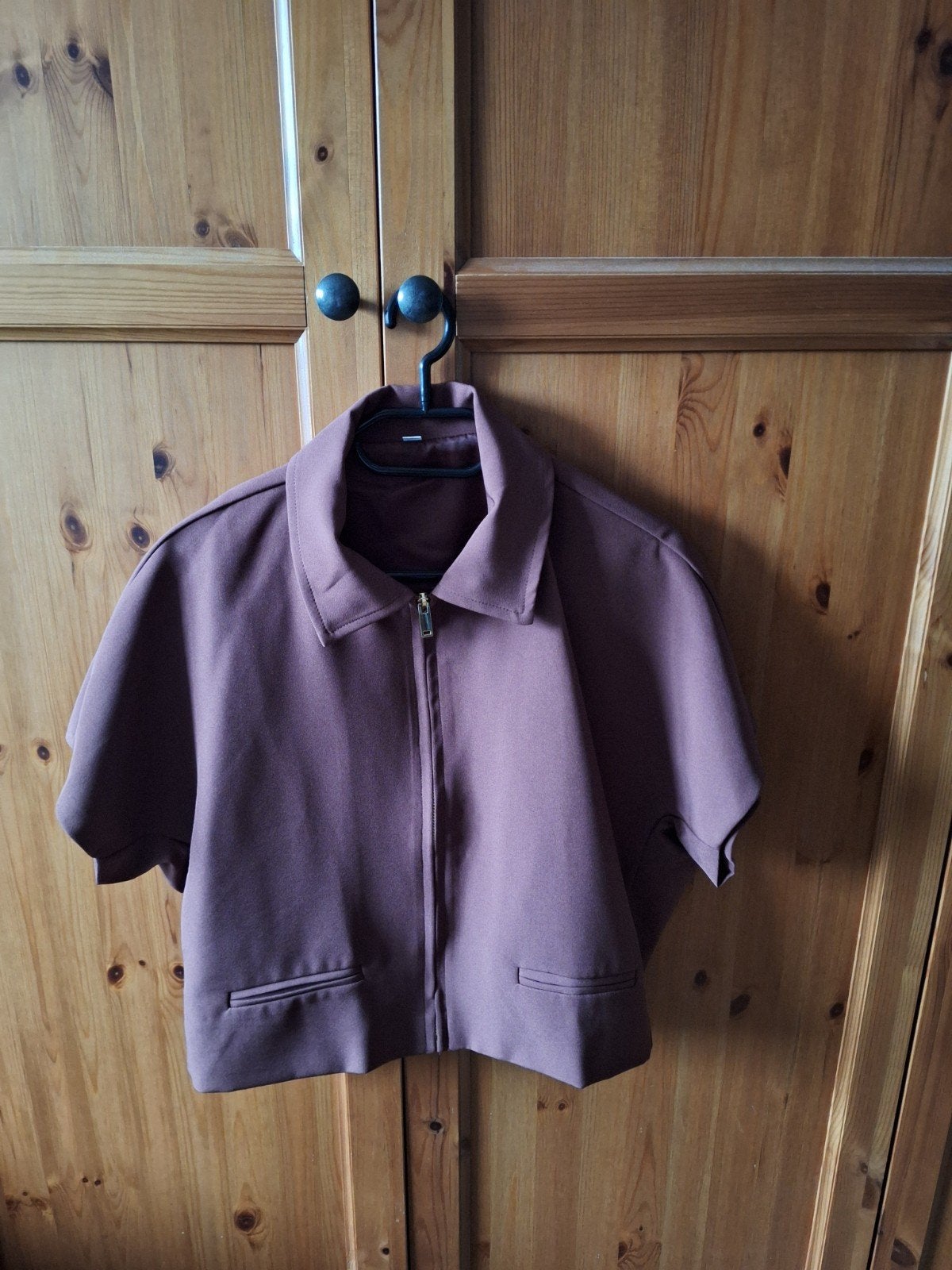kort warmbruin jasje nieuw L/XL korte mouw, Bruin, Maat 42/44 (L), Nieuw, Ophalen of Verzenden