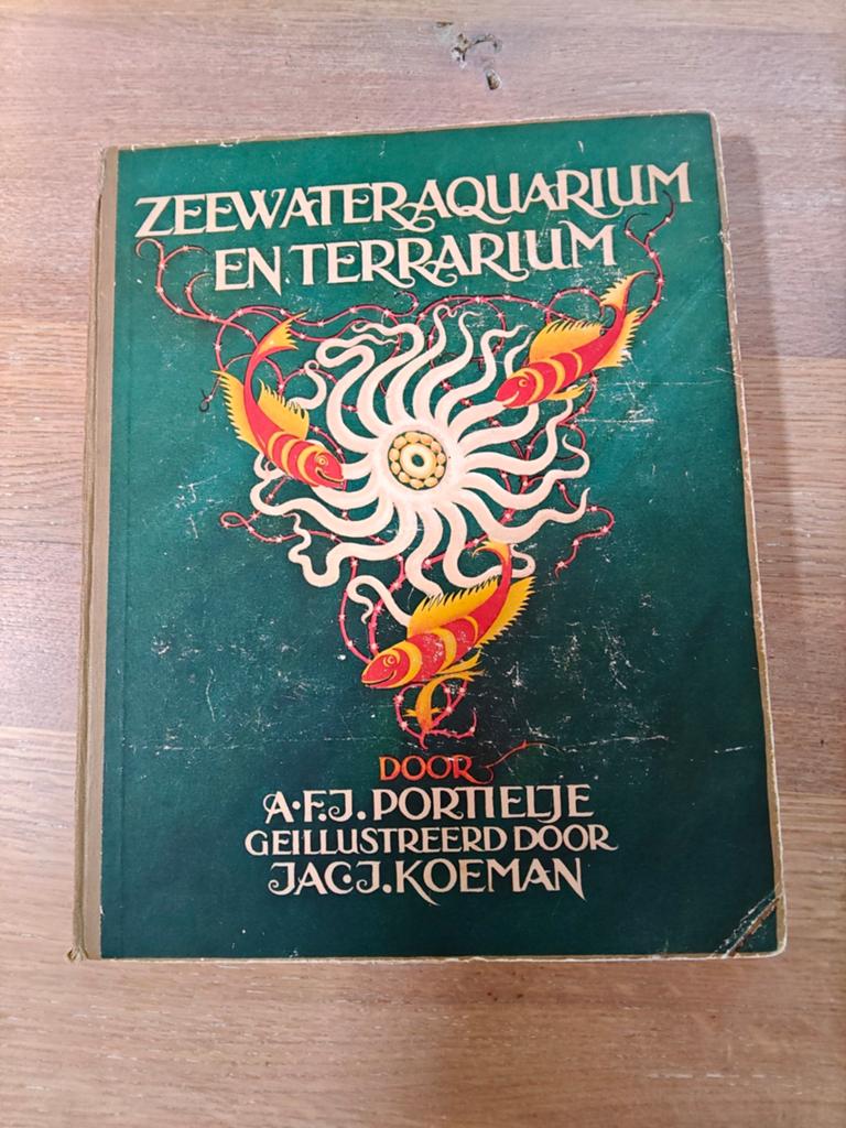 Zeewater Aquarium en Terrarium  door A.F.J. Portielje; 1930., Boeken, Ophalen of Verzenden, Gelezen