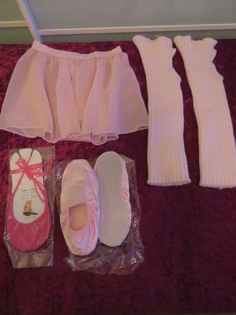 BALLETKLEDING Rokje 92/98 Schoentjes Nieuw 28/29 alles roze, Ophalen of Verzenden, Nieuw, Meisje, Jurk of Rok