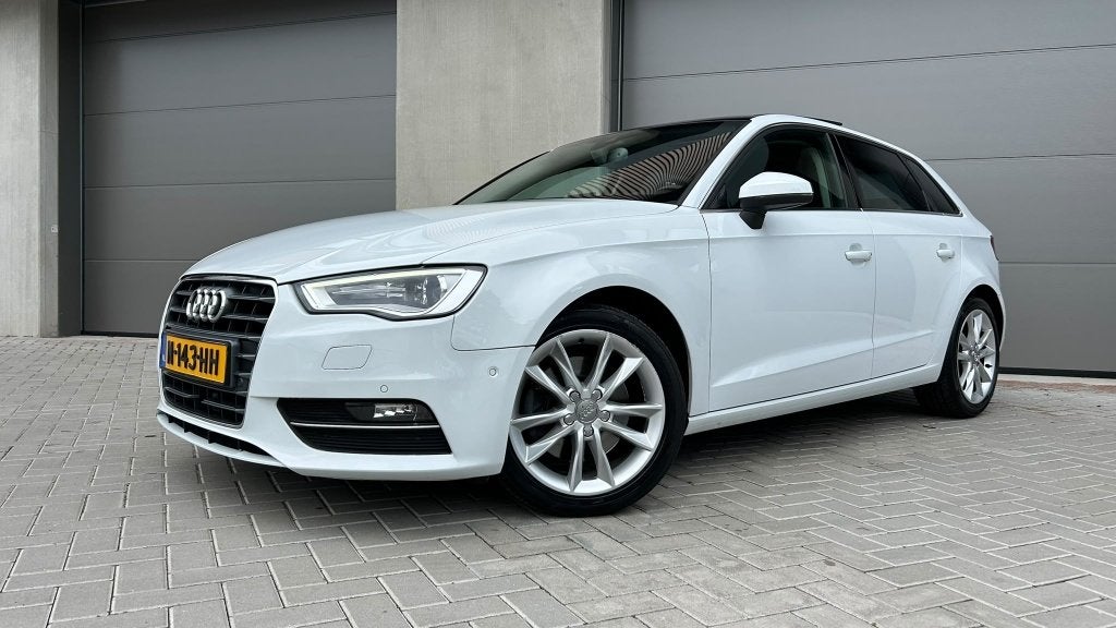 Audi A3 Sportback 1.8 TFSI Pro Line S Aut, Bang en Olufsen, Auto's, 4 cilinders, 179 pk, Leder en Stof, Wit