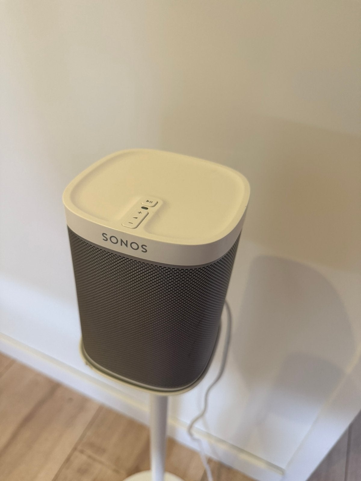 Sonos play 1 met standaard