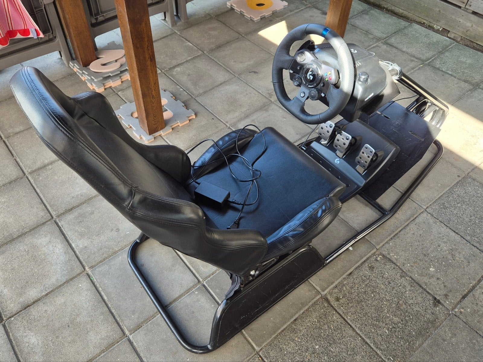 Logitech G923 Stuur, Pedalen, Versnellingspook & Racestoel, Spelcomputers en Games, Ophalen, Gebruikt, Stuurtje of Sportattribuut