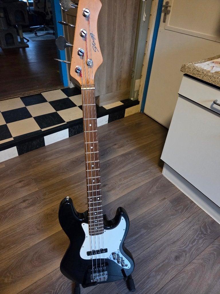 Basgitaar beginner, Ophalen, Zo goed als nieuw, Elektrisch