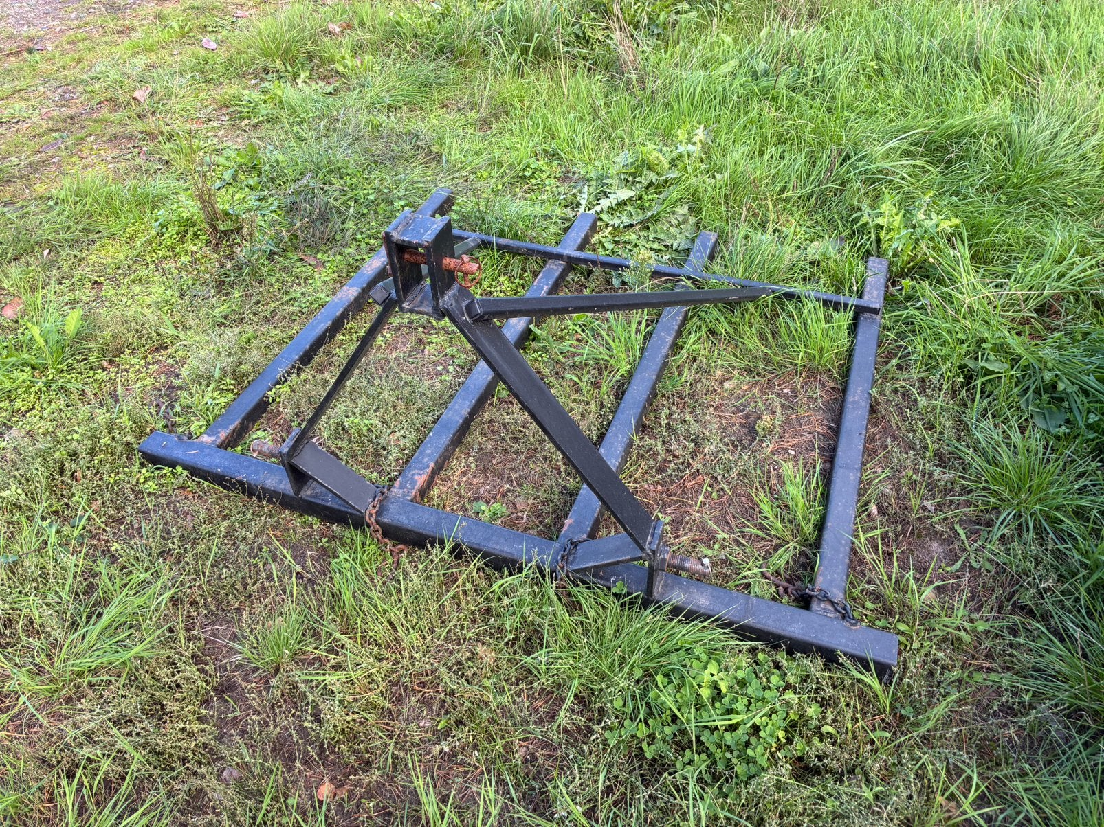 egalisatie frame tractor / grondschuif, Januari, Geslacht onbekend
