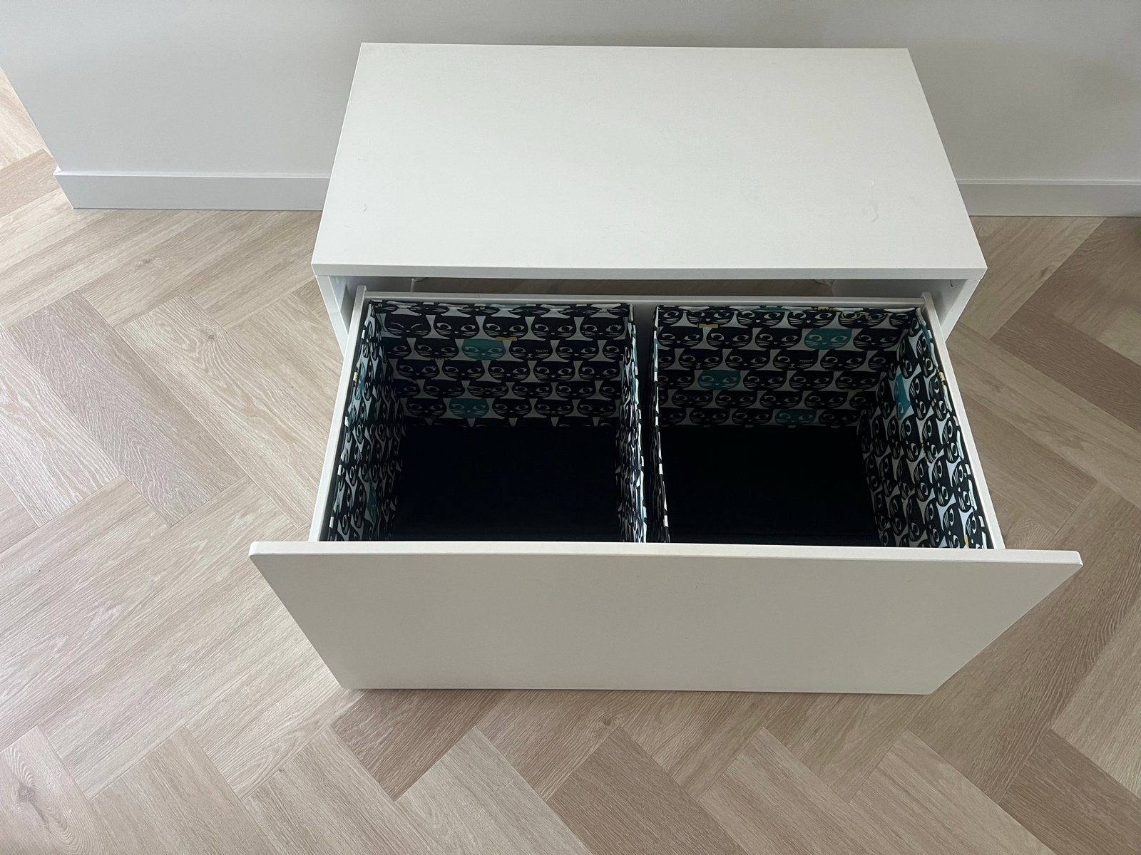 IKEA Commode/Kast met opbergmanden en nieuwe kussens, Kinderen en Baby's, Kinderkamer | Commodes en Kasten, Gebruikt, 50 tot 70 cm