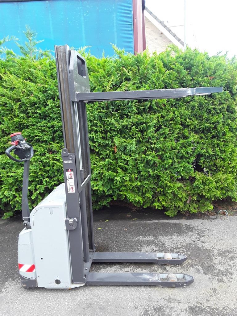 Atlet lift , verrijdbare werkbank , stapelaar, Ophalen of Verzenden