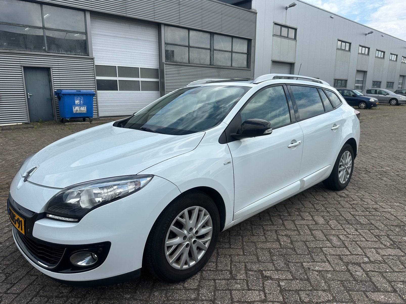 Renault Mégane 1.5 DCI 81KW Estate 2013 Wit, Voorwielaandrijving, 4 cilinders, 1283 kg, Wit