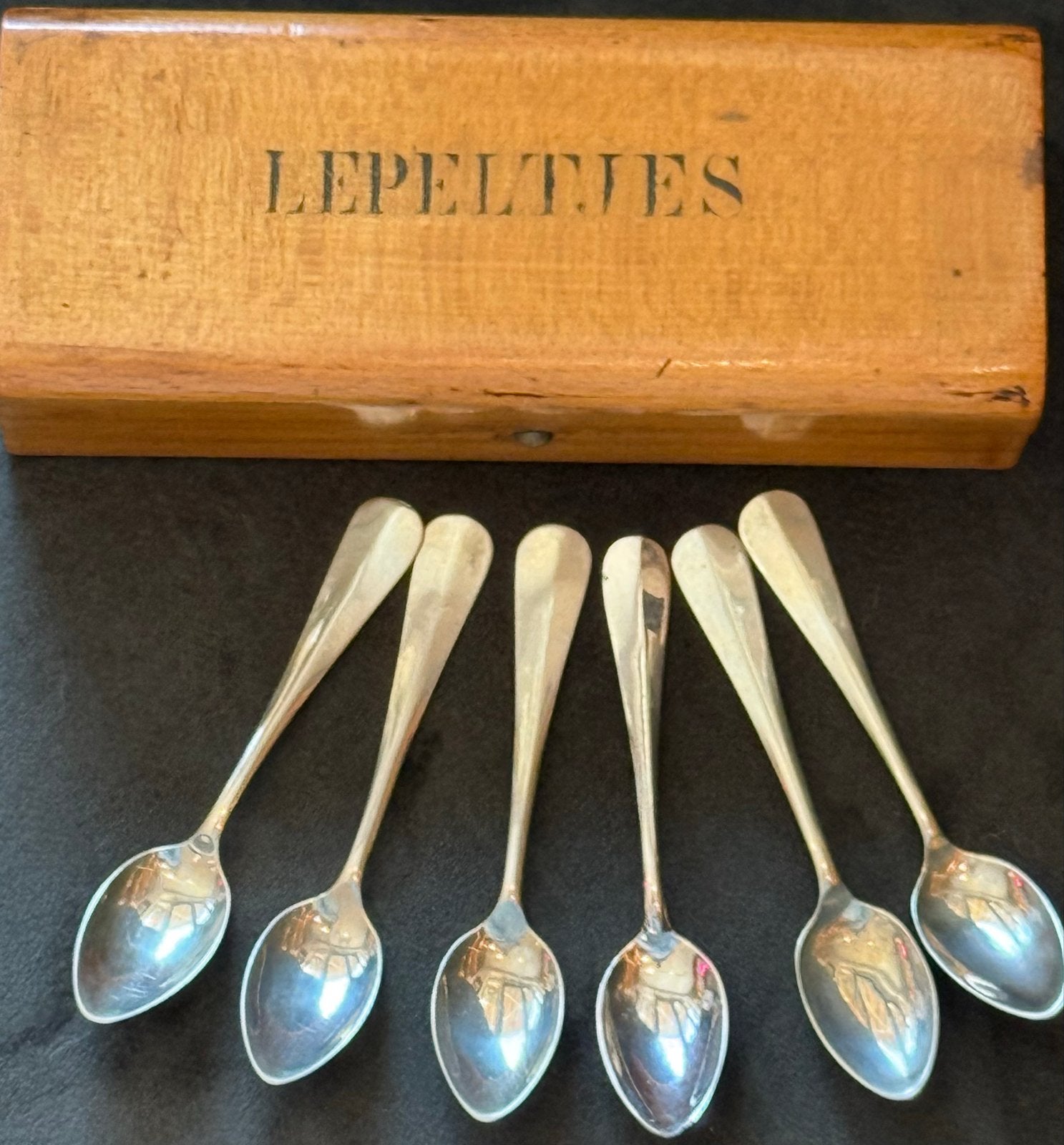 Lepeldoosje met 6 alpaca Lepeltjes - Agone Jacques, Antiek en Kunst, Antiek | Bestek, Ophalen of Verzenden