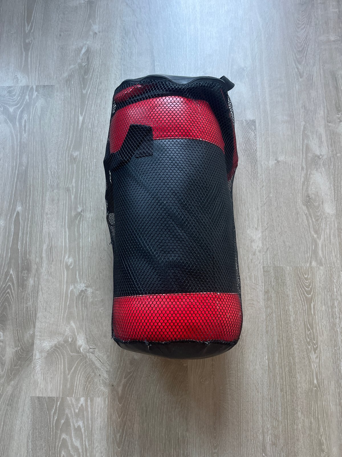 Bokszak met handschoenen - Angel Sports, Ophalen of Verzenden, Gebruikt, Bokszak