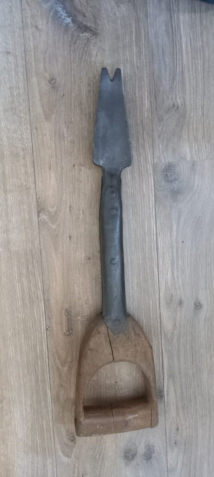 Bieten steker (antiek), Ophalen