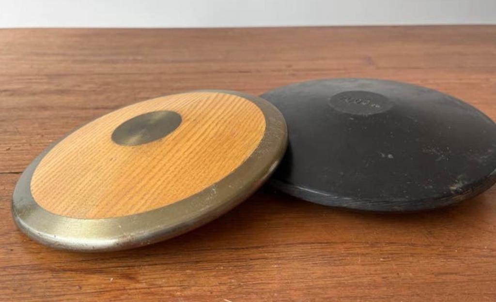 Discus 1,5 kg en 2 kg, Ophalen, Gebruikt, Overige sporten, Overige typen