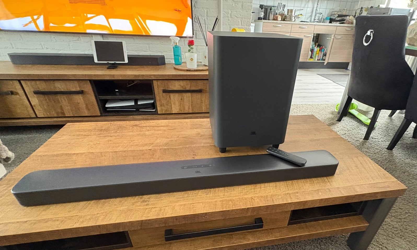 JBL soundbar 5.1 surround, met subwoofer, Ophalen, Bluetooth, Zo goed als nieuw