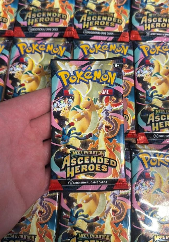 Ascended heroes booster packs, Ophalen of Verzenden, Zo goed als nieuw, Booster