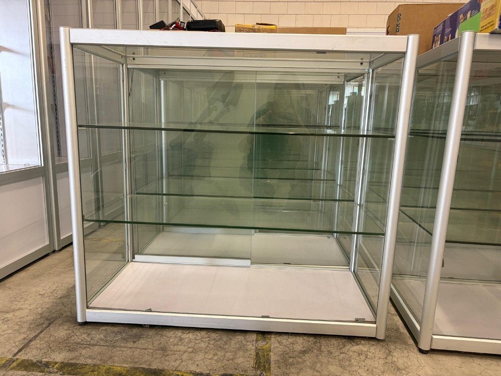 Vitrinekast glas 100x45x91 cm 31 stuks, Huis en Inrichting, Kasten | Vitrinekasten, Ophalen, Met deur(en), 100 tot 150 cm, Minder dan 100 cm