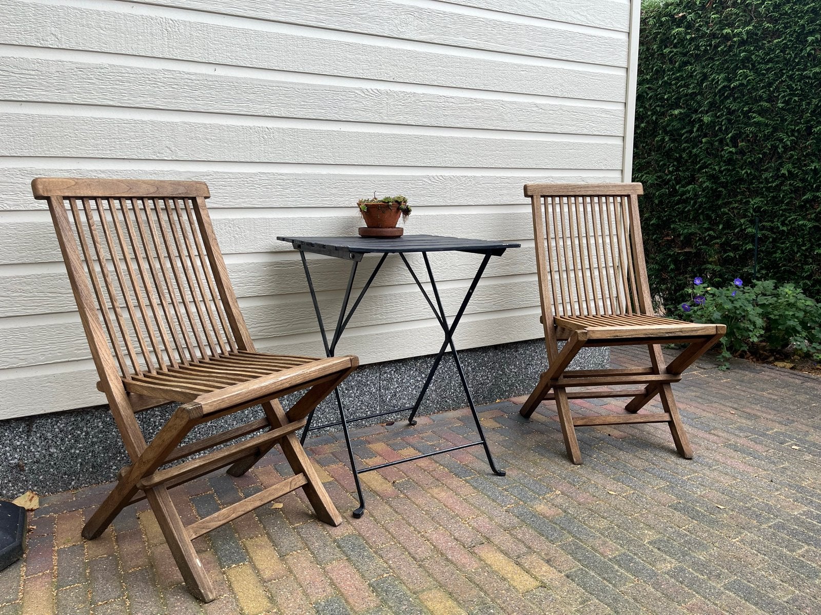 Tuintafel met 2 stoelen, Tuin en Terras, Gebruikt, Eettafel, Tuinset, Hout