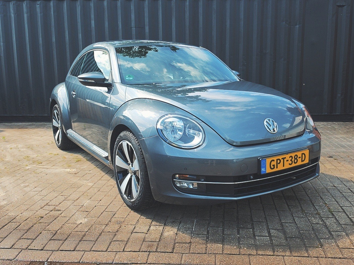 Volkswagen Beetle (Kever) 1.2 TSI 77KW BMT 2012 Grijs, Auto's, Volkswagen, Voorwielaandrijving, Beetle (Kever), 4 cilinders, 4 stoelen