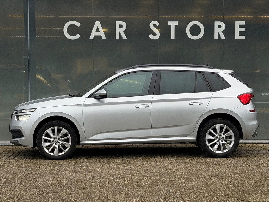 Skoda Kamiq 1.0 TSI DSG Sport Business Navigatie Virtual Coc, Auto's, Skoda, Stof, Gebruikt, 49 €/maand, Origineel Nederlands