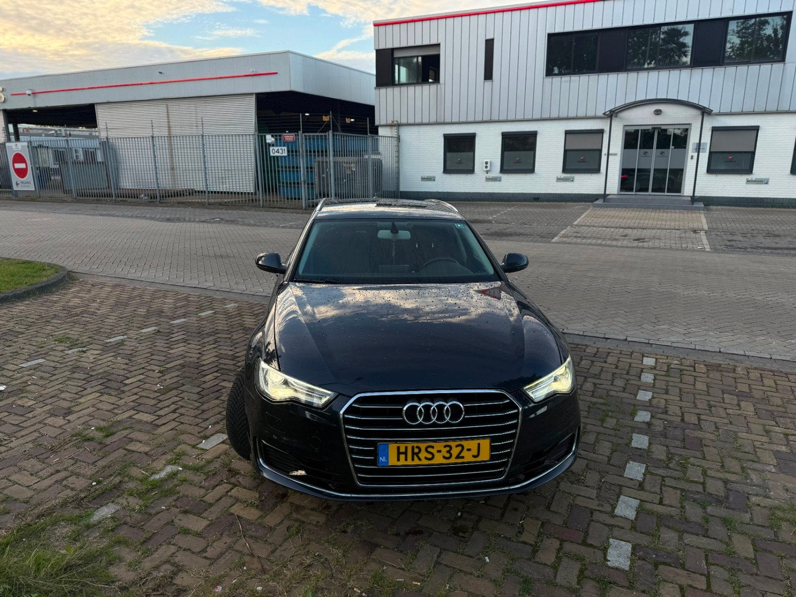 Audi A6 Avant 3.0 TDI  Euro 6 Nieuwe banden APK 06-27, Auto's, Stof, 2000 kg, Blauw, 218 pk