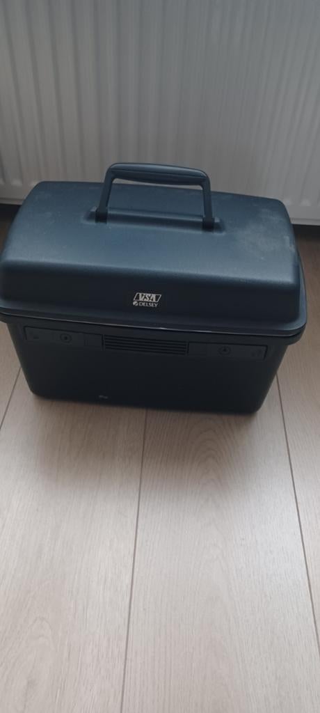 Delsey beautycase blauw izgs, Sieraden, Tassen en Uiterlijk, Beautycases, Ophalen, Gebruikt, Blauw, Met slot