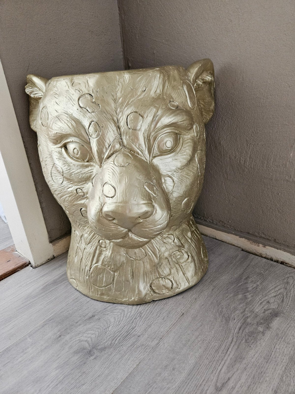 Gouden luipaard beeld/pot, Ophalen of Verzenden, Zo goed als nieuw, Steen/keramiek, Goud