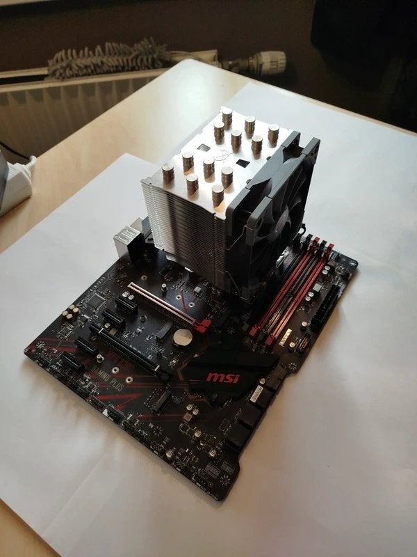 MSI Z390 + i5 9600K combo set, Computers en Software, Moederborden, Gebruikt, Intel, DDR4, Ophalen of Verzenden